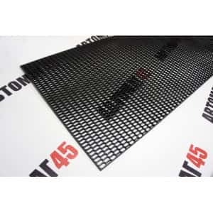 Защитная сетка на решетку радиатора ячейка сота 1x1.5 см мелкая черная 119х40см