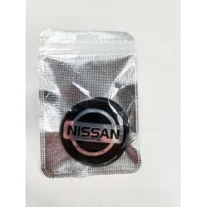 Наклейка на колпаки Nissan сферическая изогнутая 5,5см 4шт черная (137501)