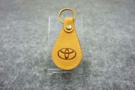 Брелок  на ключ Toyota кожа  