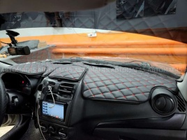 Накидка на панель Lada Granta Гранта FL с 2018г Lada Kalina Калина 2 с 2013г с красной ниткой экокож