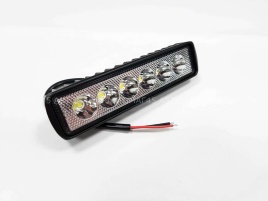 C2R Светодиодная фара прямоугольная ближний свет (рабочий) 10-30V 6 диодов 18Вт 1шт гар 3мес G0036 