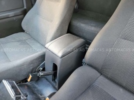 Подлокотник  Нива 2121 трехдверная Euro до 11.2019г экокожа   