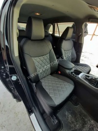 Авточехлы  Toyota RAV4 Тойота Рав4 2018-2025г XA50 экокожа черно-серый ромб   
