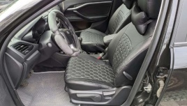 Авточехлы  Kia Rio с 2017г Rio X-Line с 2017г Solaris c 2017г  экокожа черная сер.н. соты г.Ростов