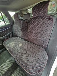 Гелакси  Накидки на сиденье на силиконе велюр задний ряд черные с красной ниткой 3шт 