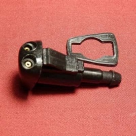 F125 Форсунка стеклоомывателя лобового стекла Toyota 