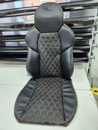 Динас  чехлы универсальные экокожа бабочка черный/черный оранжевая нить комплект   