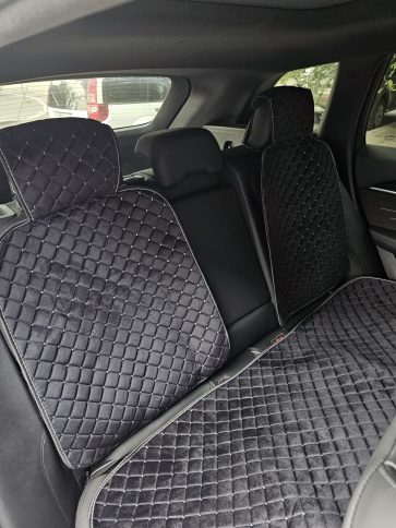 Гелакси  Накидки на сиденье универсальные велюр задний ряд черные с боками с белой ниткой 3шт  фото 3