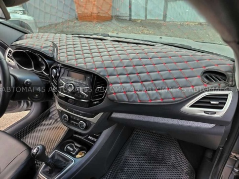 Накидка на панель Lada Vesta седан Веста Lada SW Vesta SW Cross с красной ниткой экокожа  фото 2