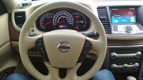 Motip  краска для кожи бежевая матовая аэрозоль 200мл    фото 3