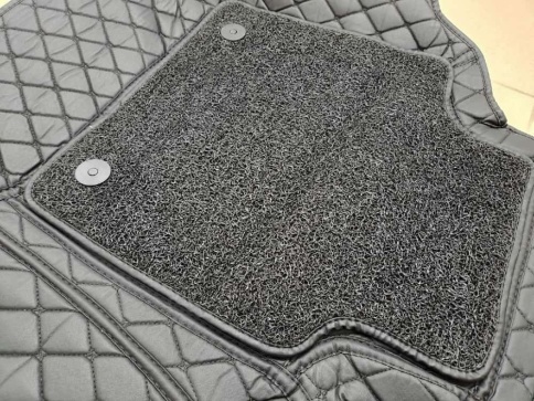 Ковры  5D экокожа Toyota Camry V50/V55 2011-2018г черный с красной ниткой+ворс комплект Like АКЦИЯ! фото 2