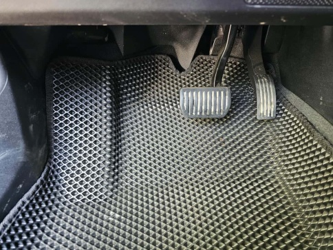 SMART  коврики в салон 3D EVA ЭВА Geely Monjaro Джили Монжаро 2022г-н.в. черные рис ромб компл 5шт фото 2