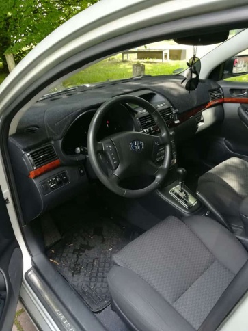 Накидка на панель Toyota Avensis T250 Тойота Авенсис Т250 2003-2008г карпет  фото 6