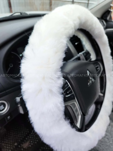 Оплетка  руля натуральный мех на коже короткий ворс мутон белый    фото 7