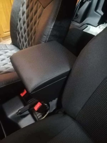 Подлокотник  Нива Ваз 2131 пятидверная до 11.2019г экокожа эко    фото 4