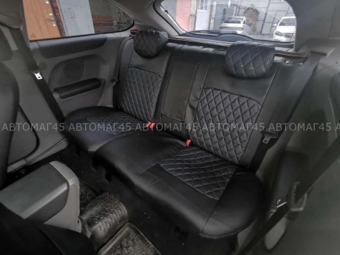 Авточехлы  Ford Focus 2 Форд Фокус 2 экокожа черная красная нить ромб    фото 3