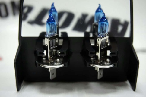 KOITO  лампа WhiteBeam3 H1 12V 55W 4200K 2шт    фото 3