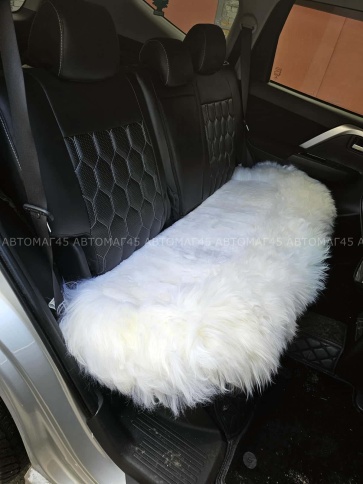 Накидка  комбинированная на заднее сидение белый овчина 135x45см 1шт    фото 5