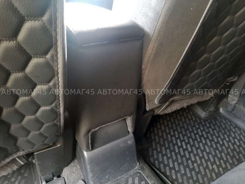 Подлокотник  Nissan Tiida Ниссан Тиида 2007-2014г 1 поколение экокожа    фото 4