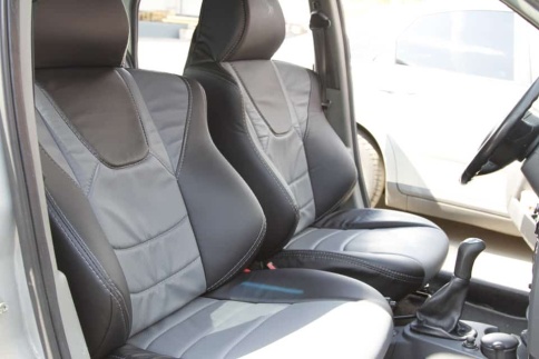 Динас  чехлы универсальные ПИЛОТ PILOT экокожа черный серый комплект    фото 3