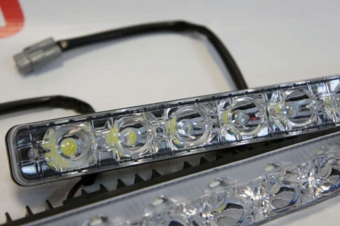 LED  дневные ходовые прозрачный корпус 9 диодов 16Вт 25,5*2,5см  2шт гарантия 3 месяца    фото 3