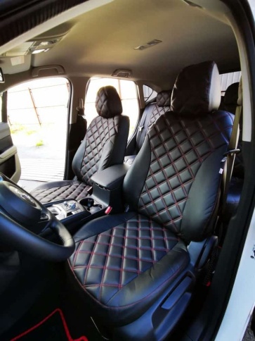 Авточехлы  Mazda CX-5 Мазда СХ-5 низ 3/3 верх 3/3 экокожа черная красная нить ромб    фото 5