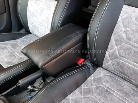 Подлокотник  Skoda Rapid Шкода Рапид с 2012г Skoda Fabia Фабиа Volkswagen Polo лифтбэк с 20г экокожа фото 1