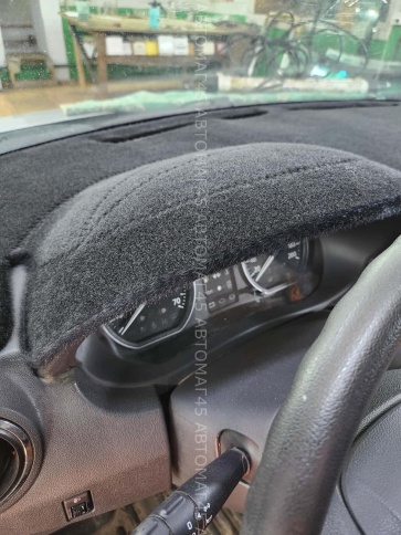 Накидка на панель Nissan Almera G15 Ниссан Альмера 2012-2019 карпет  фото 4