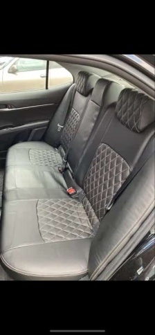 Авточехлы  Toyota Camry Тойота Камри с 2018г кузов V70 экокожа черная бежевая нить ромб    фото 3