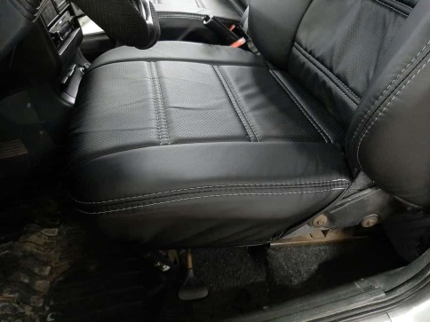 Экстрим  чехлы универсальные экокожа черный черный комплект    фото 10