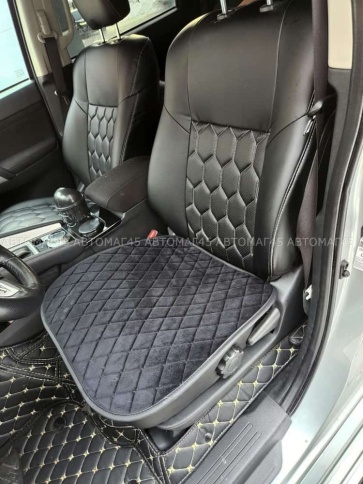 Maximal  Накидка на сиденье на силиконе велюр черный c черной ниткой 55 x 50 см 1шт    фото 1