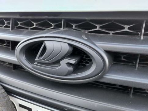 TLT Эмблема решетки Черный матовый Лада Vesta Granta FL Lada X-ray Largus FL Нива Урбан Нива Legend фото 3