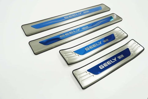 Накладки на внутр пороги Geely Tugella 2019-2024г широкие алюминий 4шт фото 2