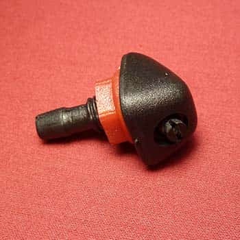 F026 Форсунка стеклоомывателя веерная лобового стекла  фото 1