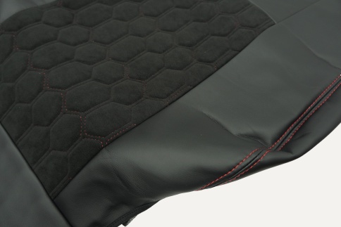 Авточехлы  Lada Vesta Лада Веста седан SW SW Cross экокожа алькантара кр.нитка соты г.Ростов   фото 3