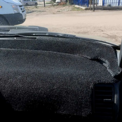 Накидка на панель ВАЗ 2110 старого образца карпет две части фото 4