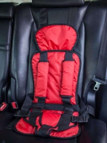 Масяня Автокресло бескаркасное универсальное 1,2,3 группа от 1-12 лет вес 9-36 кг красный фото 1
