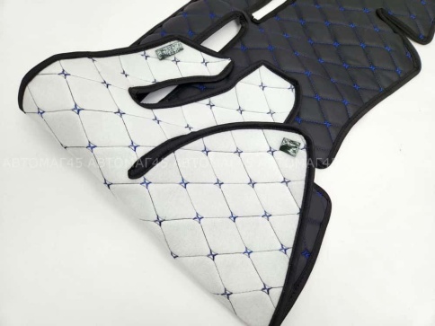 Накидка на панель ВАЗ 2110 только европанель с синей ниткой экокожа  фото 2