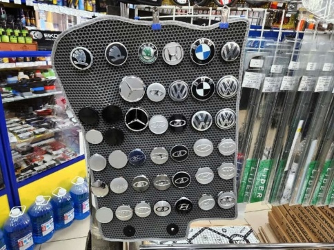 Колпачок ступицы Mercedes 74/70 серебро (191017) фото 5