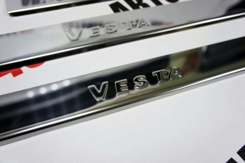 LIDER  Накладки на пороги  Лада Vesta Веста ВАЗ 2180 седан 4 шт нержавейка    фото 4