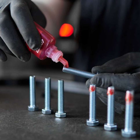 LAVR  герметик фиксатор резьбы неразъемный красный 9мл    фото 4