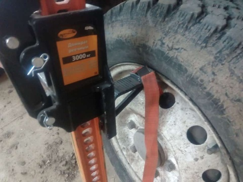 Автодело  домкрат 3т реечный 48" высота 130-1050мм    фото 3