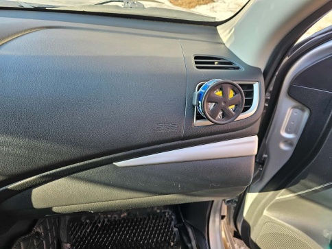 C2R держатель на дефлектор для телефона и решетку кондиционера для ароматизатора EIKOSHA  фото 3