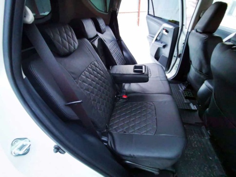 Авточехлы  Toyota RAV4 Тойота Рав4 2012-2019г XA40 экокожа черная нить серая ромб    фото 3