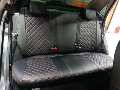 Авточехлы  Лада Granta Гранта  2/3 с 08.2018г экокожа черный с красной ниткой ромб г.Ростов    фото 5