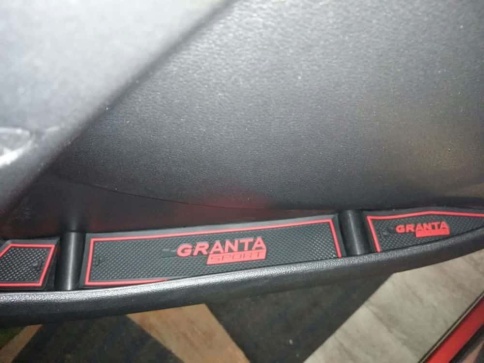 Коврики в ниши Лада Гранта Lada Granta FL 2018-2025г красные буквы 13пр. фото 4