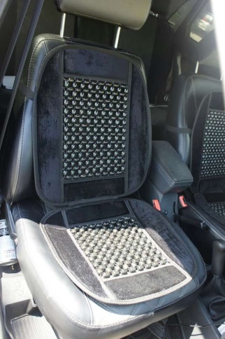 Autоvirazh  накидка на сиденье шариковый массажер черная    фото 3