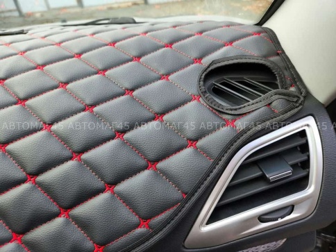 Накидка на панель Lada Vesta седан Веста Lada SW Vesta SW Cross с красной ниткой экокожа  фото 3