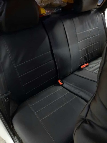 Экстрим  чехлы универсальные экокожа черный черный комплект    фото 7