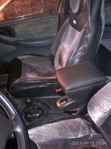 Подлокотник  Нива Шевроле Niva Chevrolet 2002-2008г экокожа    фото 5